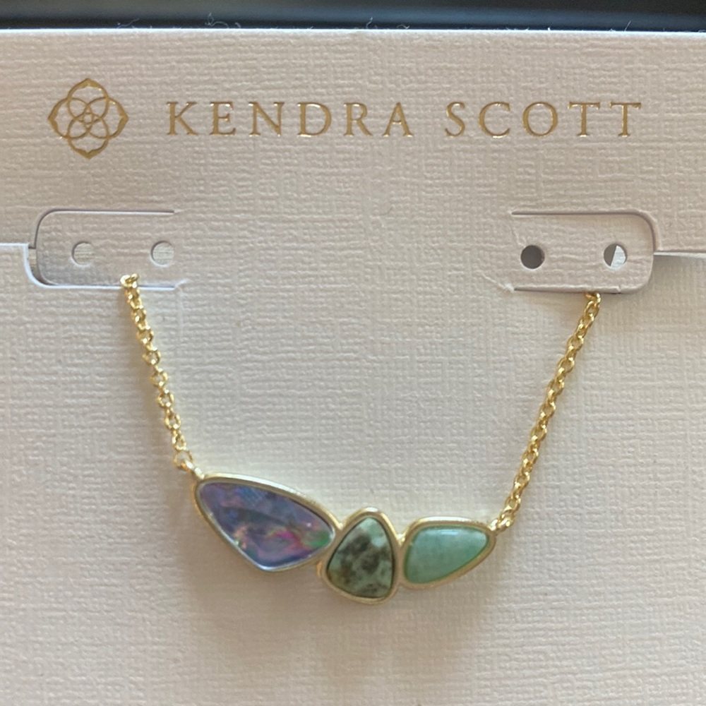 Ivy necklace